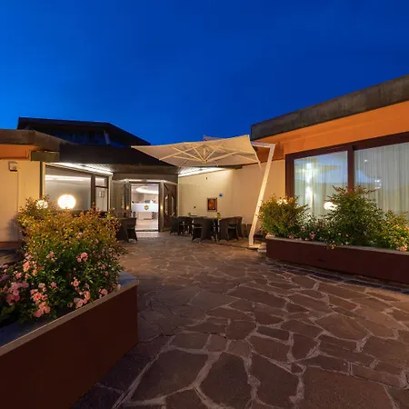 Isola Di Albarella Golf Szálloda