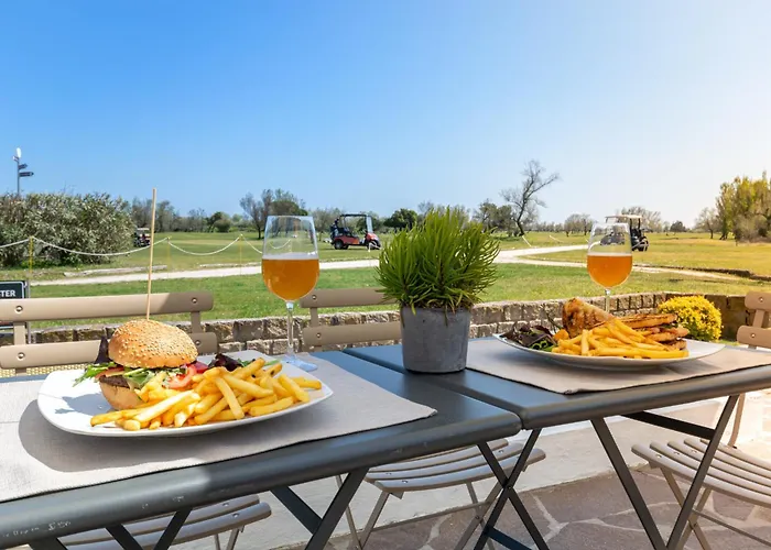 호텔 Isola Di Albarella Golf 4*