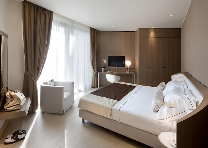 호텔 Isola Di Albarella Golf 4*