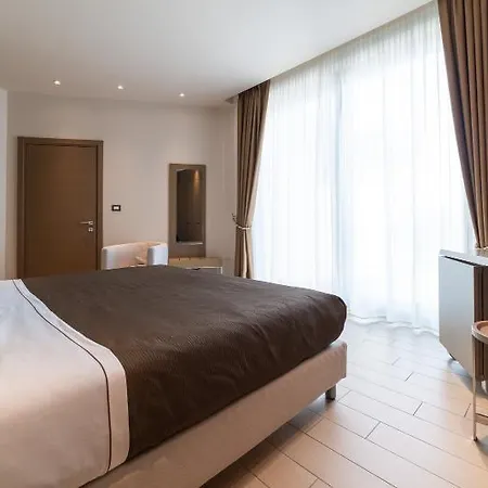 Isola Di Albarella Golf Hotel 4*