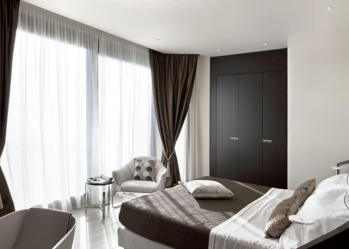 فندق Isola Di Albarella Golf