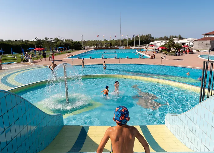 فندق Isola Di Albarella Golf 4*